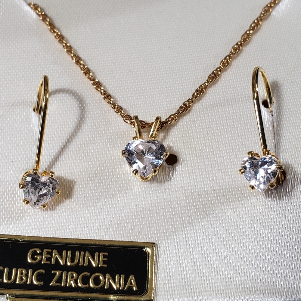 KB Necklace & Earrings Set. - Picture 2 of 10